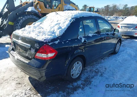 2010 Nissan Versa 1.8S из США, поврежденный, VIN 3N1BC1AP8AL414099